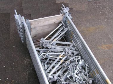 Layher Bautechnik: Lagerbehälter für Schnurgerüst (verzinkt)